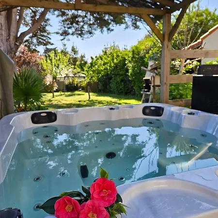 11 Pers 4ch - Jacuzzi - Le Cormier *