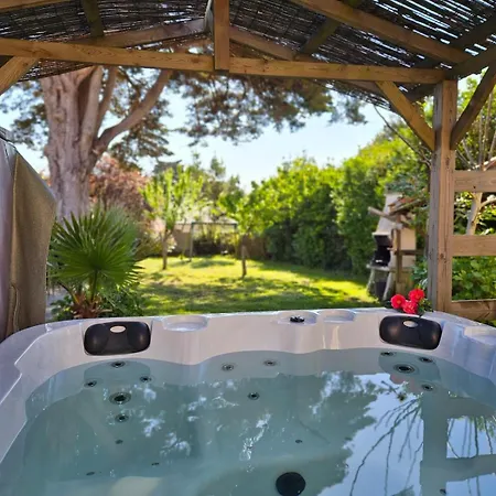 11 Pers 4ch - Jacuzzi - Le Cormier